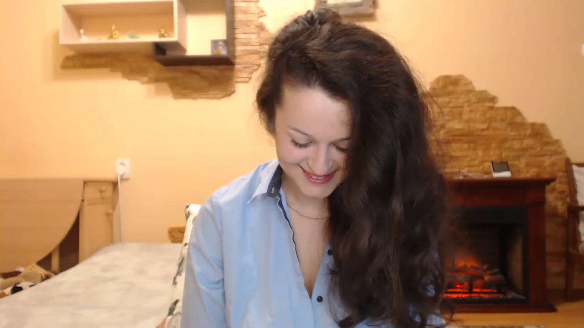 Gallery image thumbnail from Helen_'s myfreecams stream on, 03/16/2023, 17:23 image 3 of 20