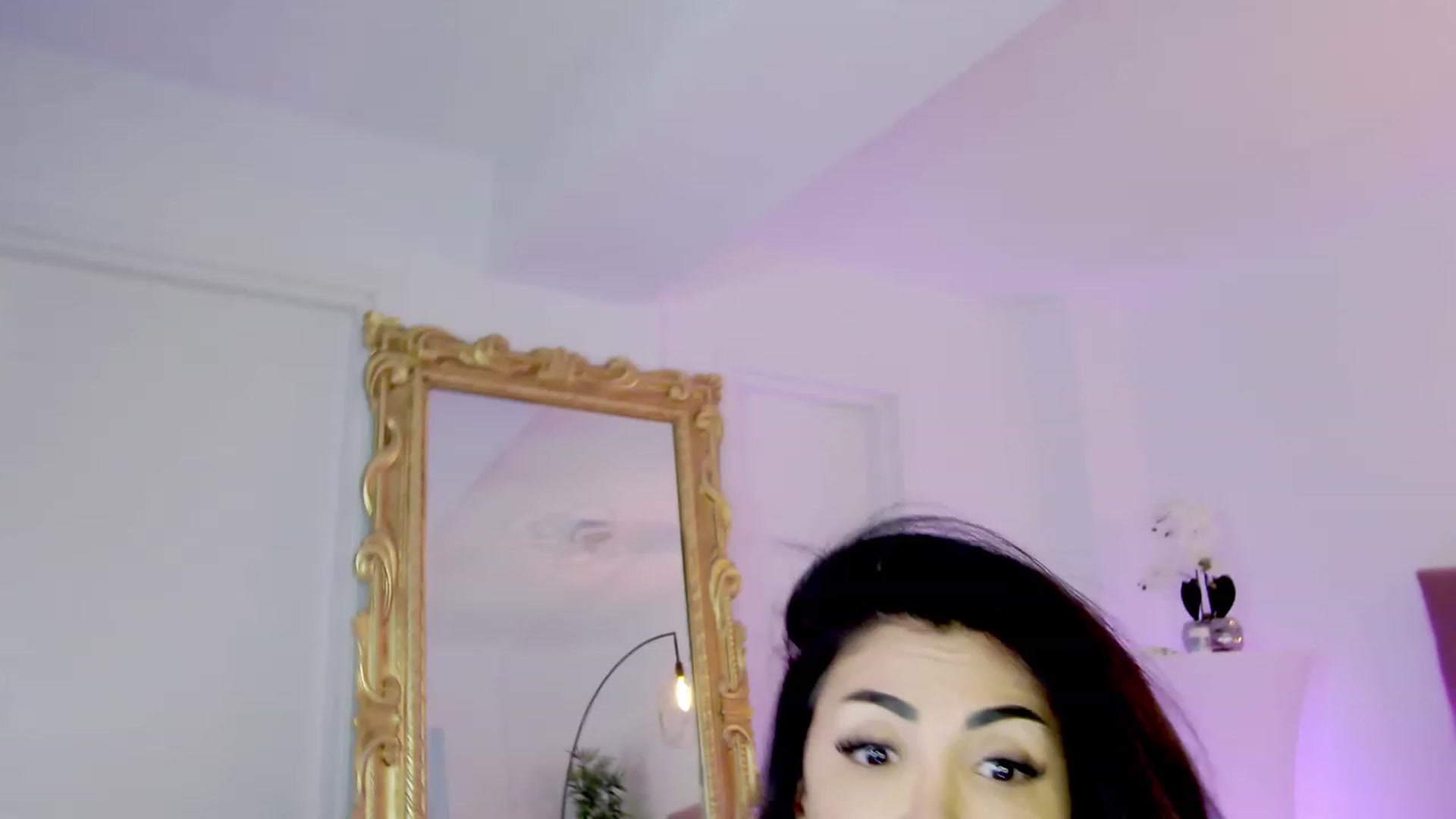 Gallery image thumbnail from Helen_Goddess's myfreecams stream on, 11/29/2022, 08:22 image 2 of 20