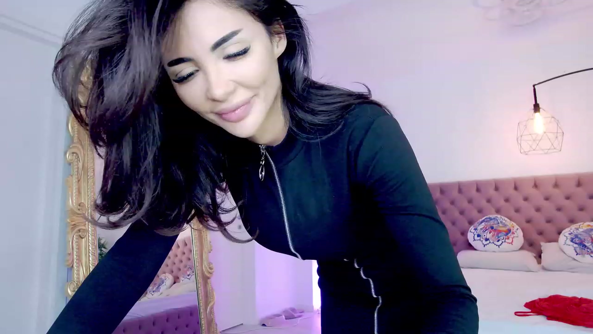 Gallery image thumbnail from Helen_Goddess's myfreecams stream on, 12/04/2022, 18:06 image 14 of 20