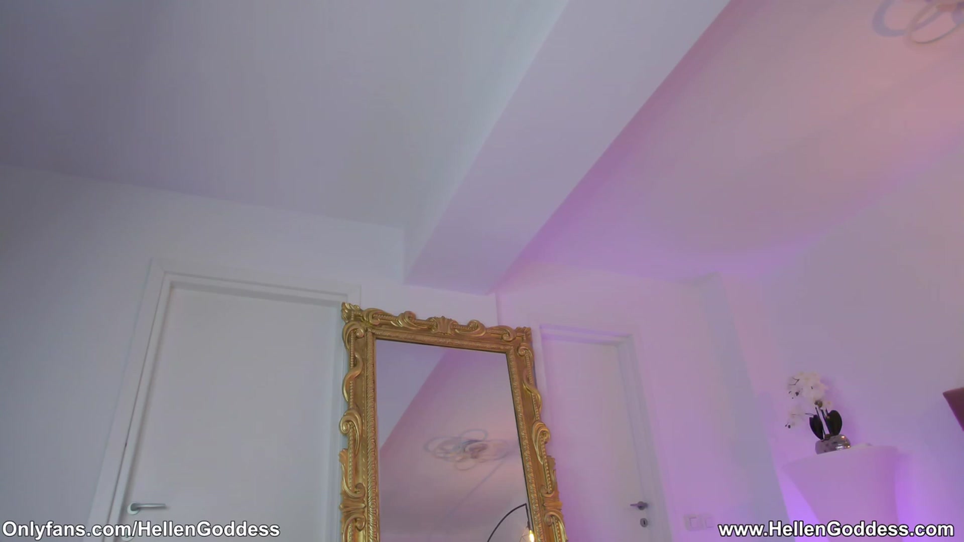 Gallery image thumbnail from Helen_Goddess's myfreecams stream on, 12/07/2022, 09:01 image 10 of 20