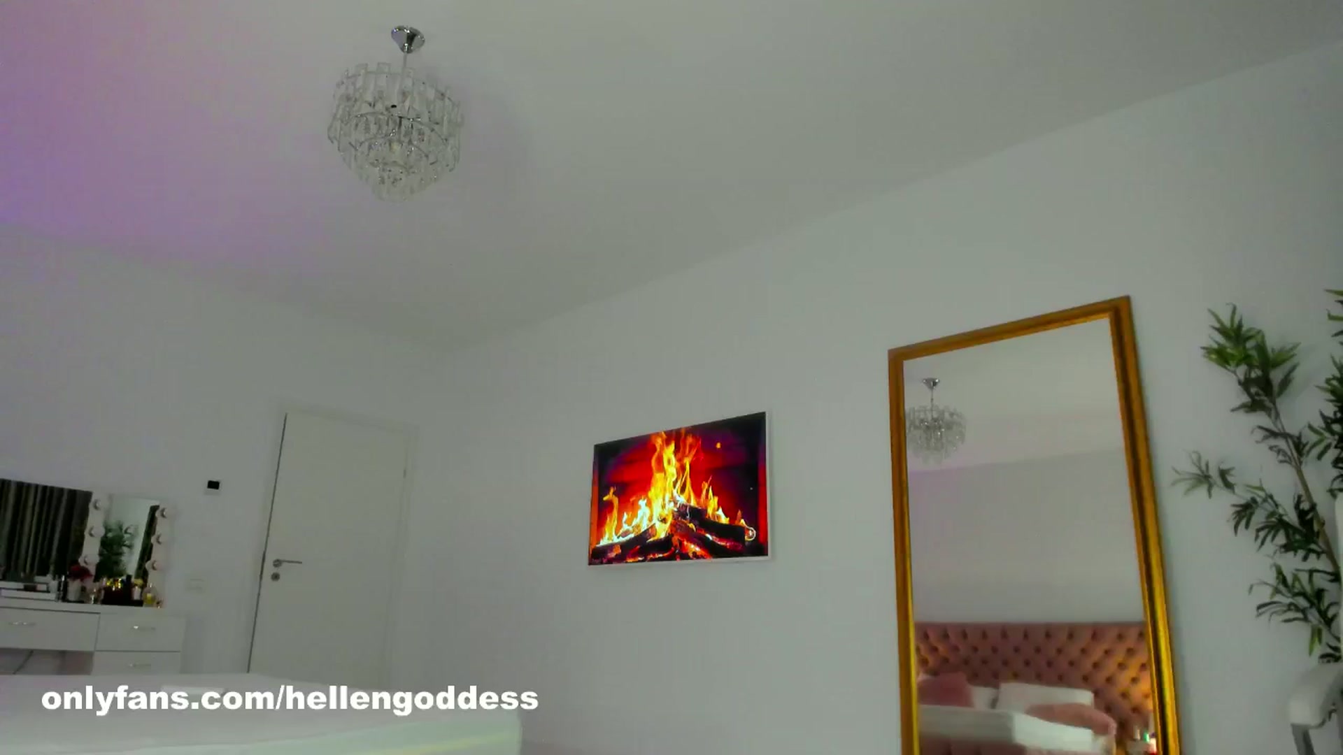 Gallery image thumbnail from Helen_Goddess's myfreecams stream on, 05/17/2024, 14:29 image 7 of 20