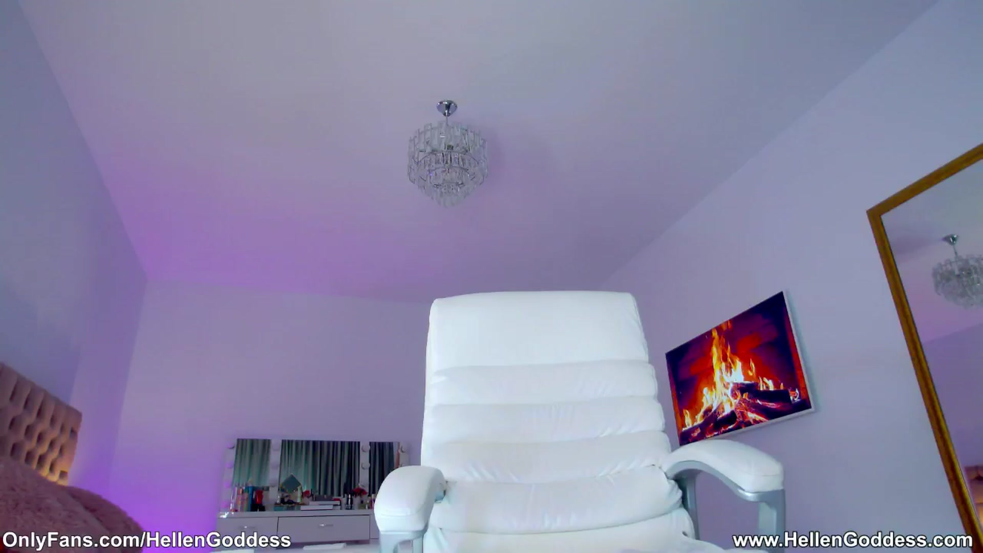 Gallery image thumbnail from Helen_Goddess's myfreecams stream on, 05/22/2024, 13:16 image 12 of 20