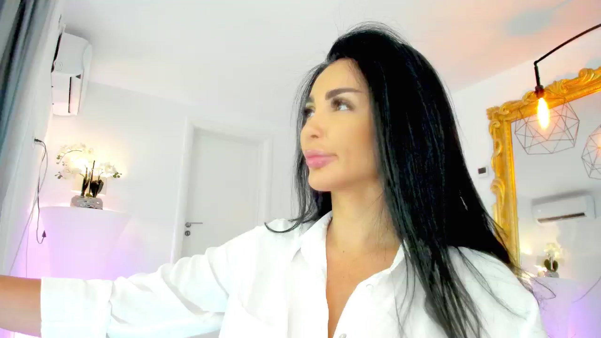 Gallery image thumbnail from Helen_Goddess's myfreecams stream on, 06/11/2024, 11:17 image 1 of 20