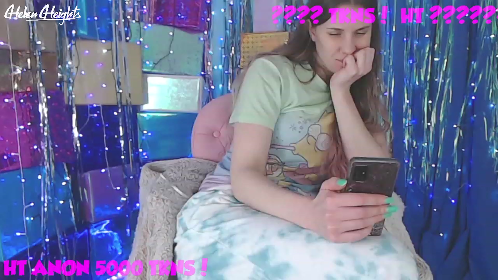 Gallery image thumbnail from Helen_Heights's myfreecams stream on, 12/07/2022, 01:05 image 12 of 20