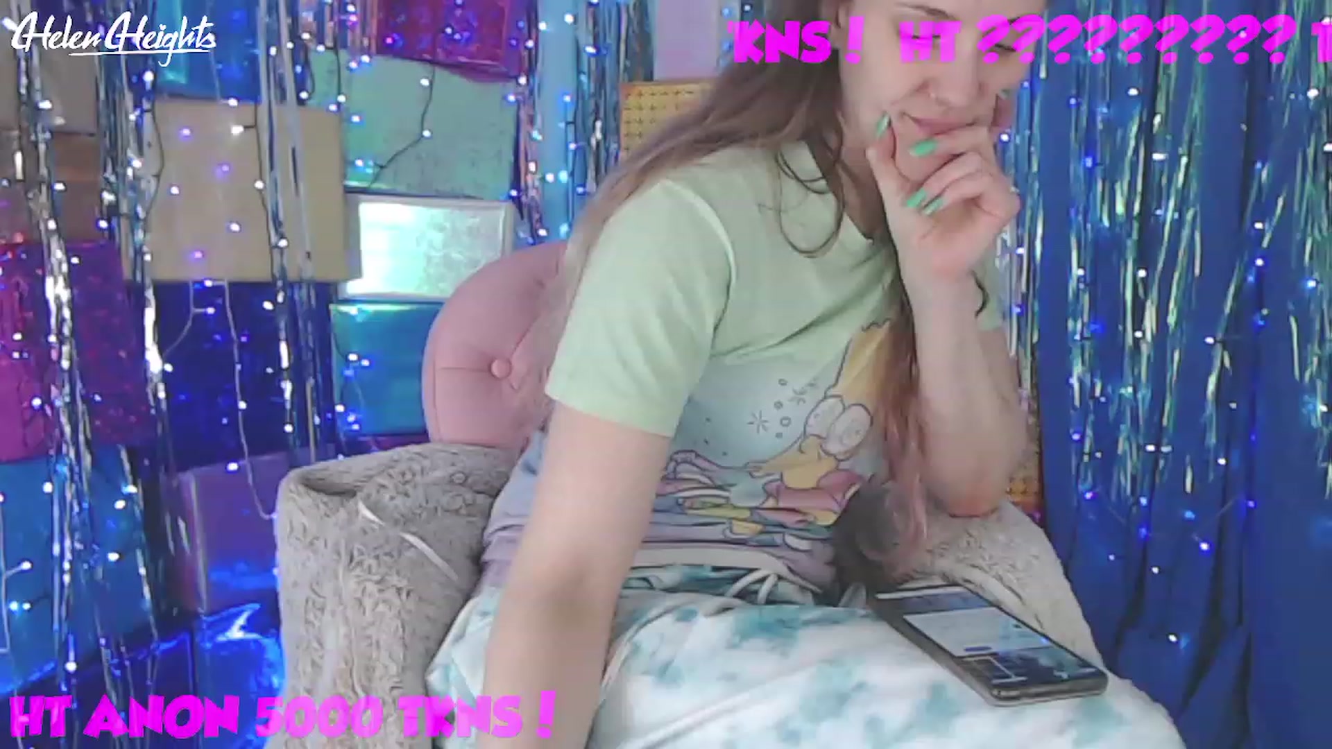 Gallery image thumbnail from Helen_Heights's myfreecams stream on, 12/07/2022, 01:05 image 16 of 20