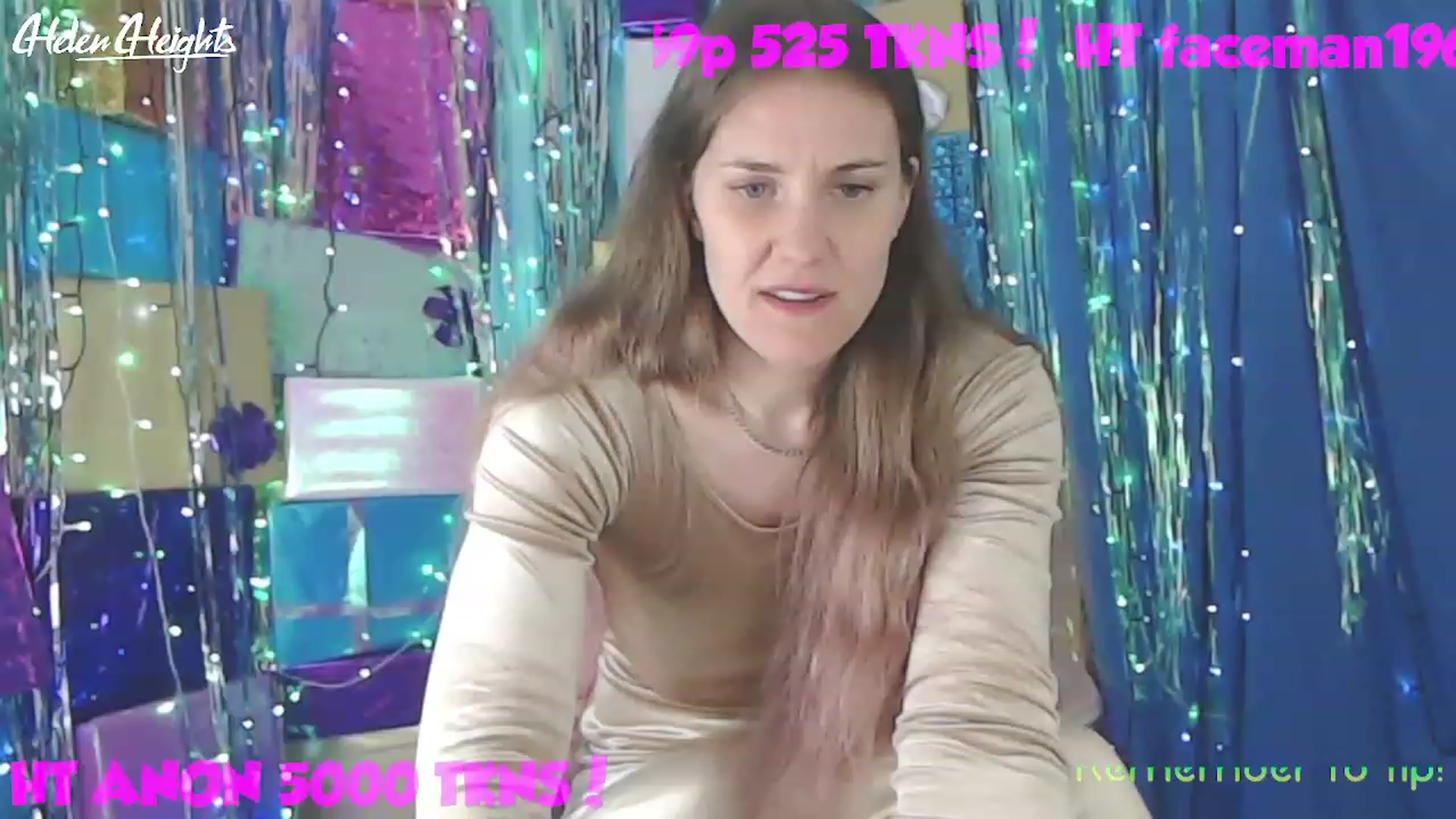 Gallery image thumbnail from Helen_Heights's myfreecams stream on, 12/09/2022, 03:01 image 8 of 20
