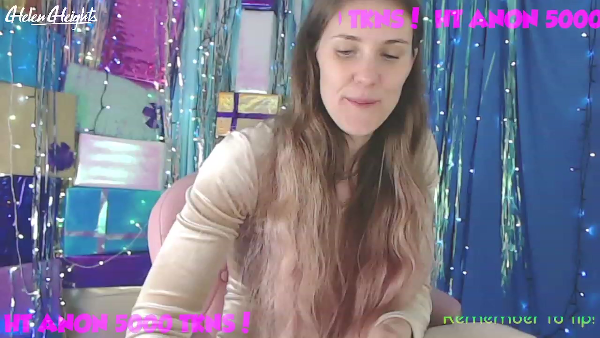Gallery image thumbnail from Helen_Heights's myfreecams stream on, 12/09/2022, 03:20 image 13 of 20
