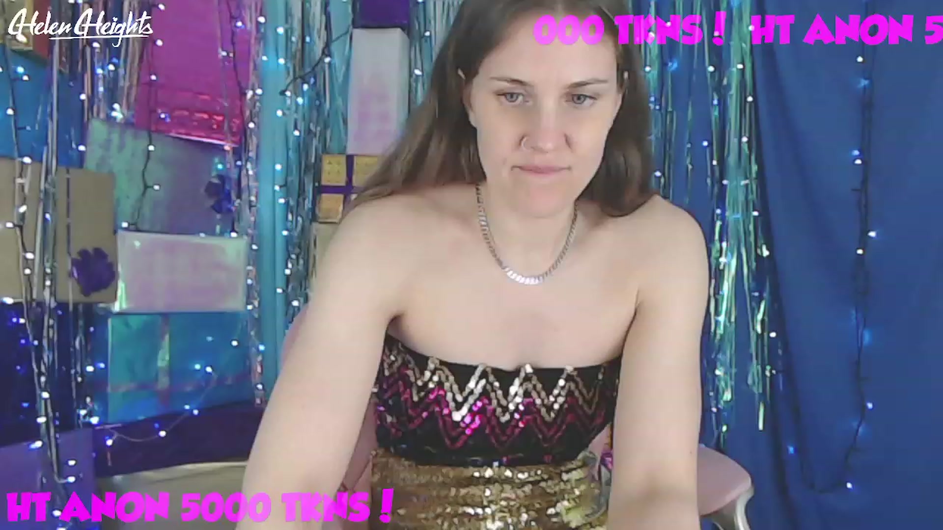 Gallery image thumbnail from Helen_Heights's myfreecams stream on, 12/21/2022, 02:36 image 8 of 20