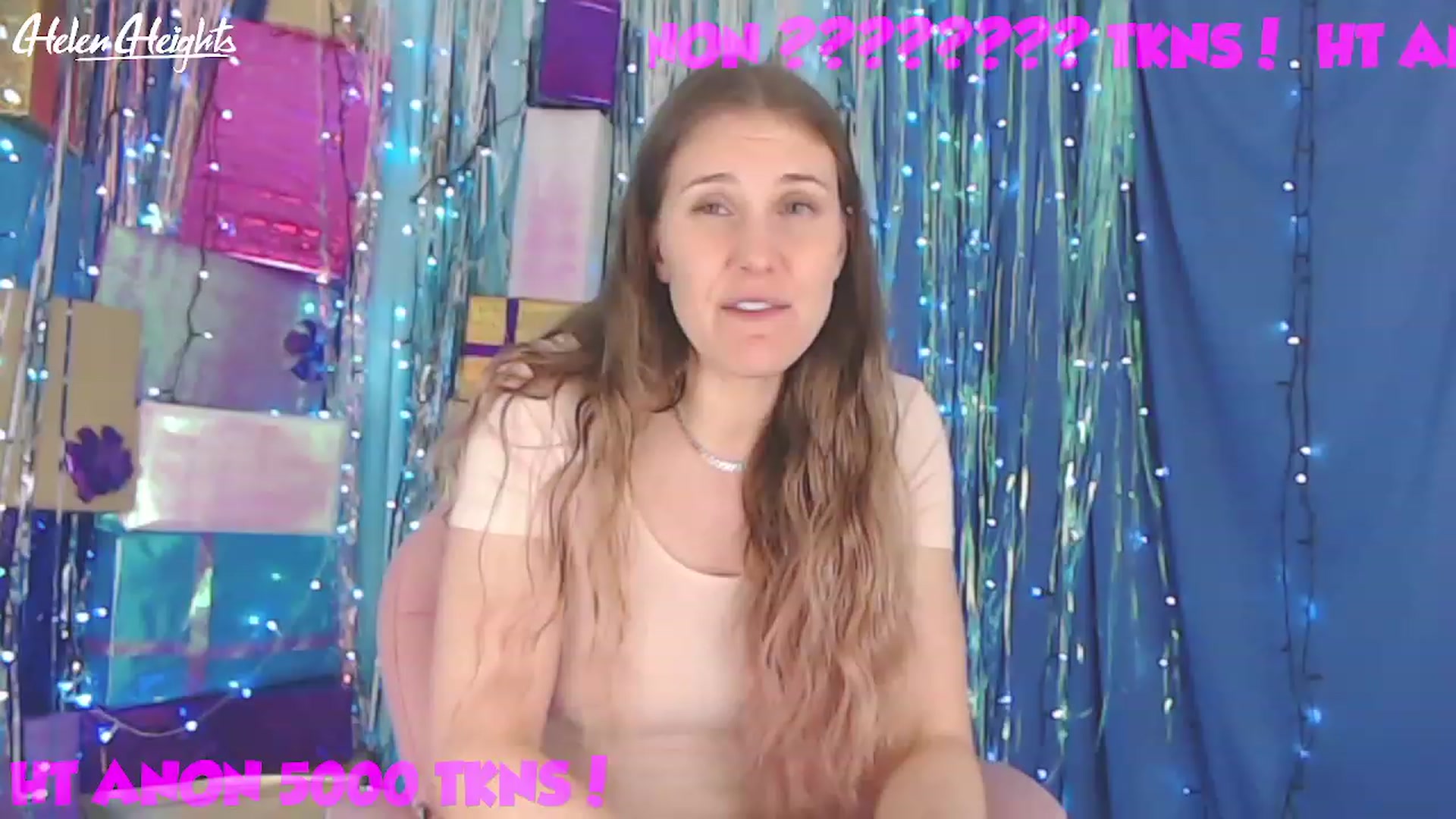 Gallery image thumbnail from Helen_Heights's myfreecams stream on, 12/22/2022, 02:37 image 4 of 20