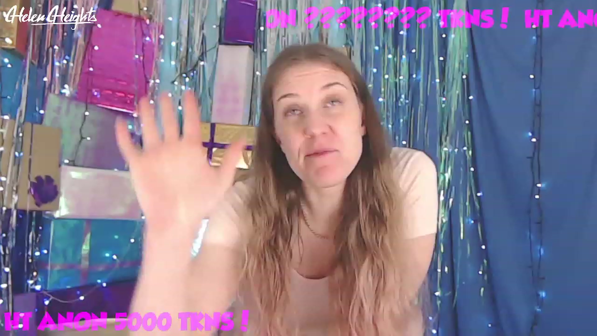 Gallery image thumbnail from Helen_Heights's myfreecams stream on, 12/22/2022, 02:37 image 14 of 20
