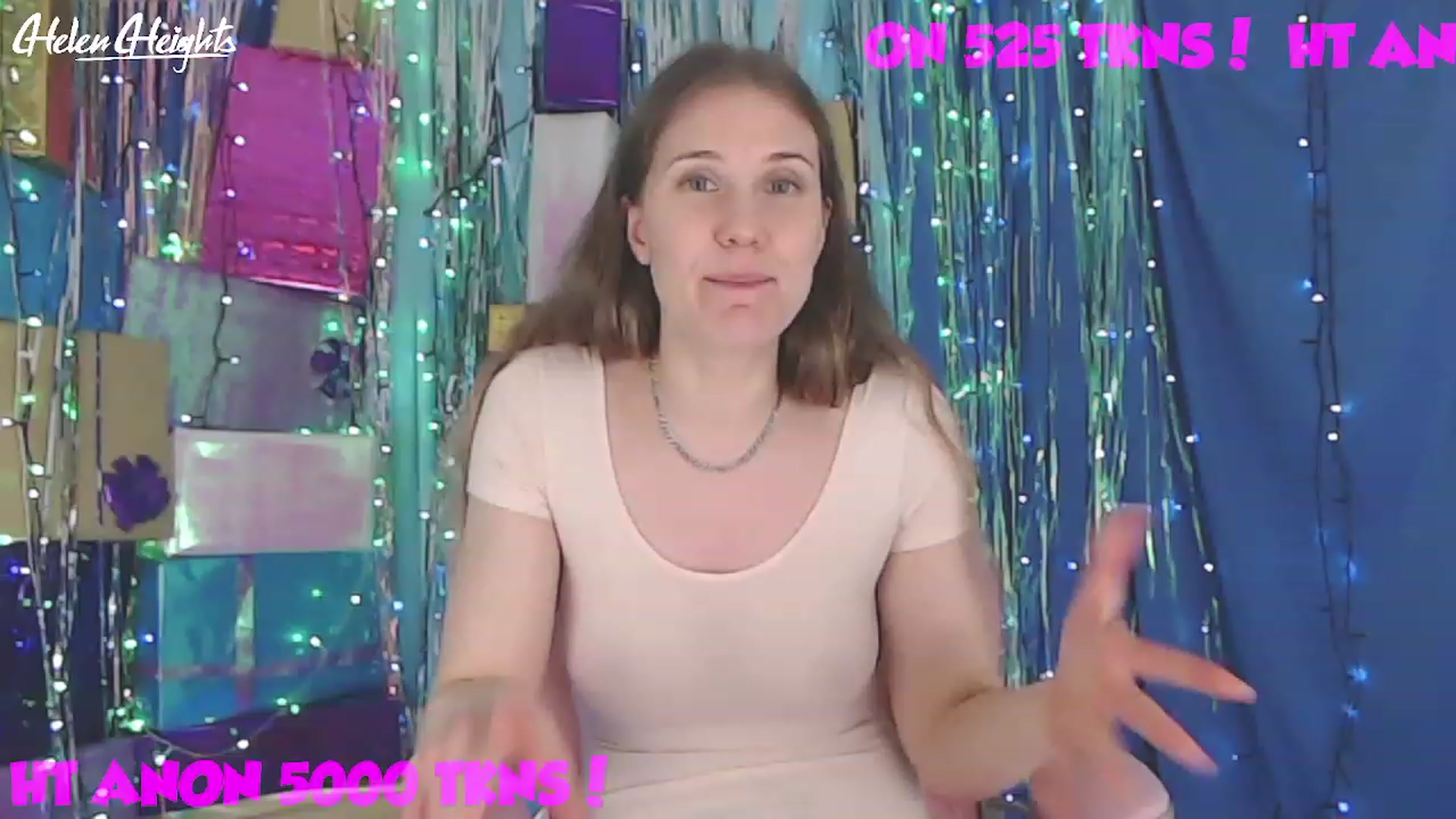 Gallery image thumbnail from Helen_Heights's myfreecams stream on, 12/22/2022, 03:31 image 8 of 20