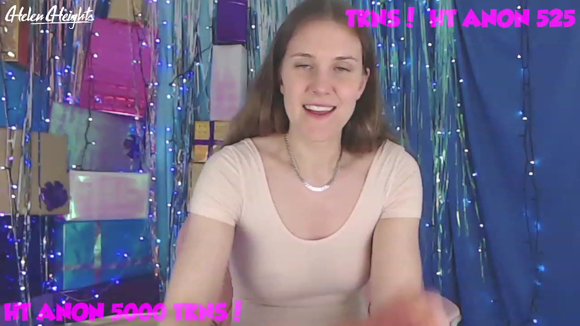 Gallery image thumbnail from Helen_Heights's myfreecams stream on, 12/22/2022, 03:31 image 7 of 20