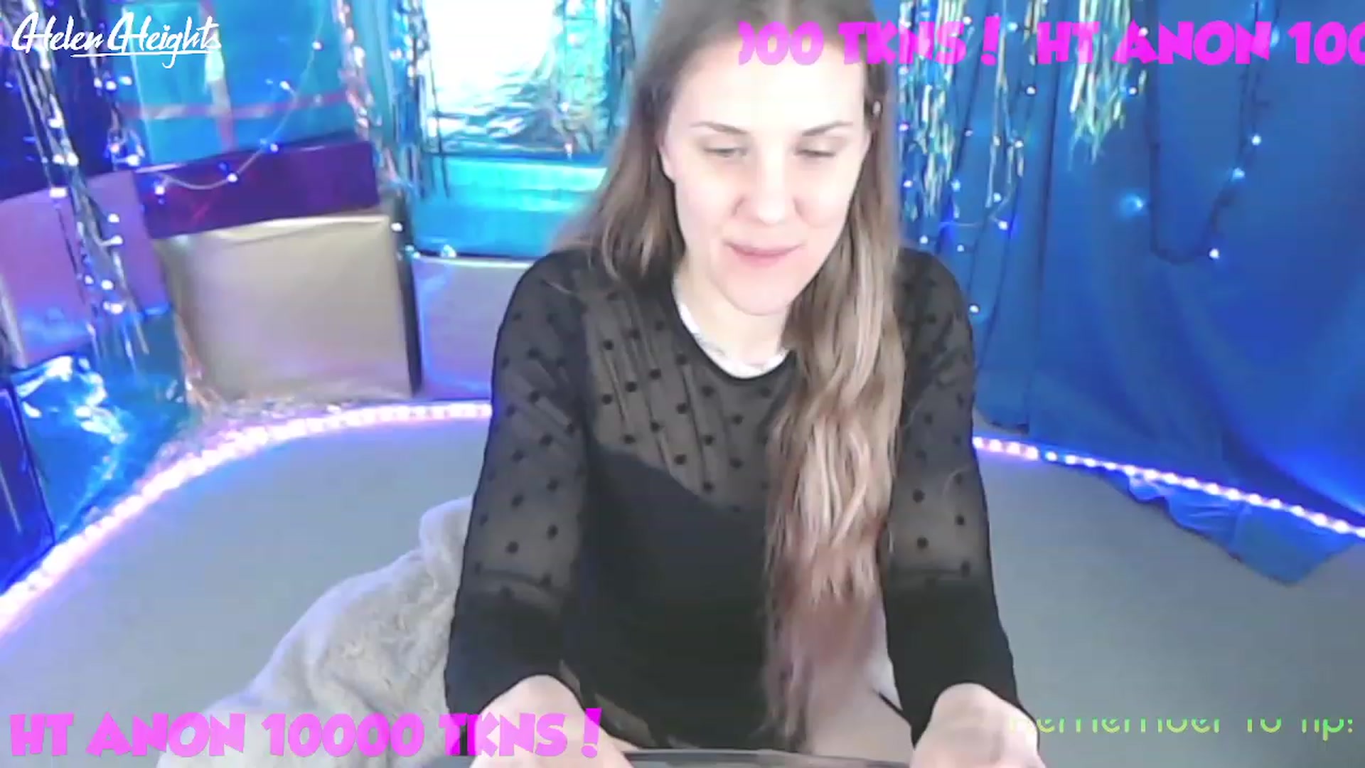 Gallery image thumbnail from Helen_Heights's myfreecams stream on, 12/23/2022, 02:58 image 20 of 20