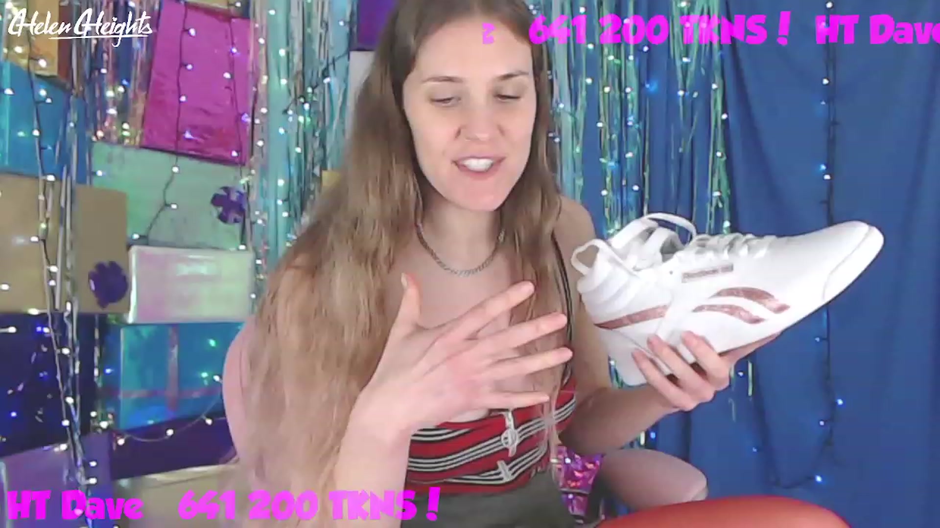 Gallery image thumbnail from Helen_Heights's myfreecams stream on, 01/05/2023, 24:14 image 5 of 20