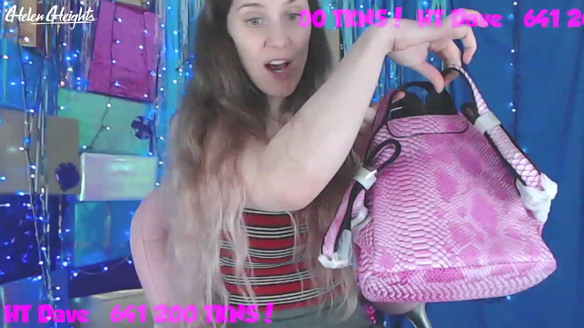 Gallery image thumbnail from Helen_Heights's myfreecams stream on, 01/05/2023, 24:14 image 13 of 20