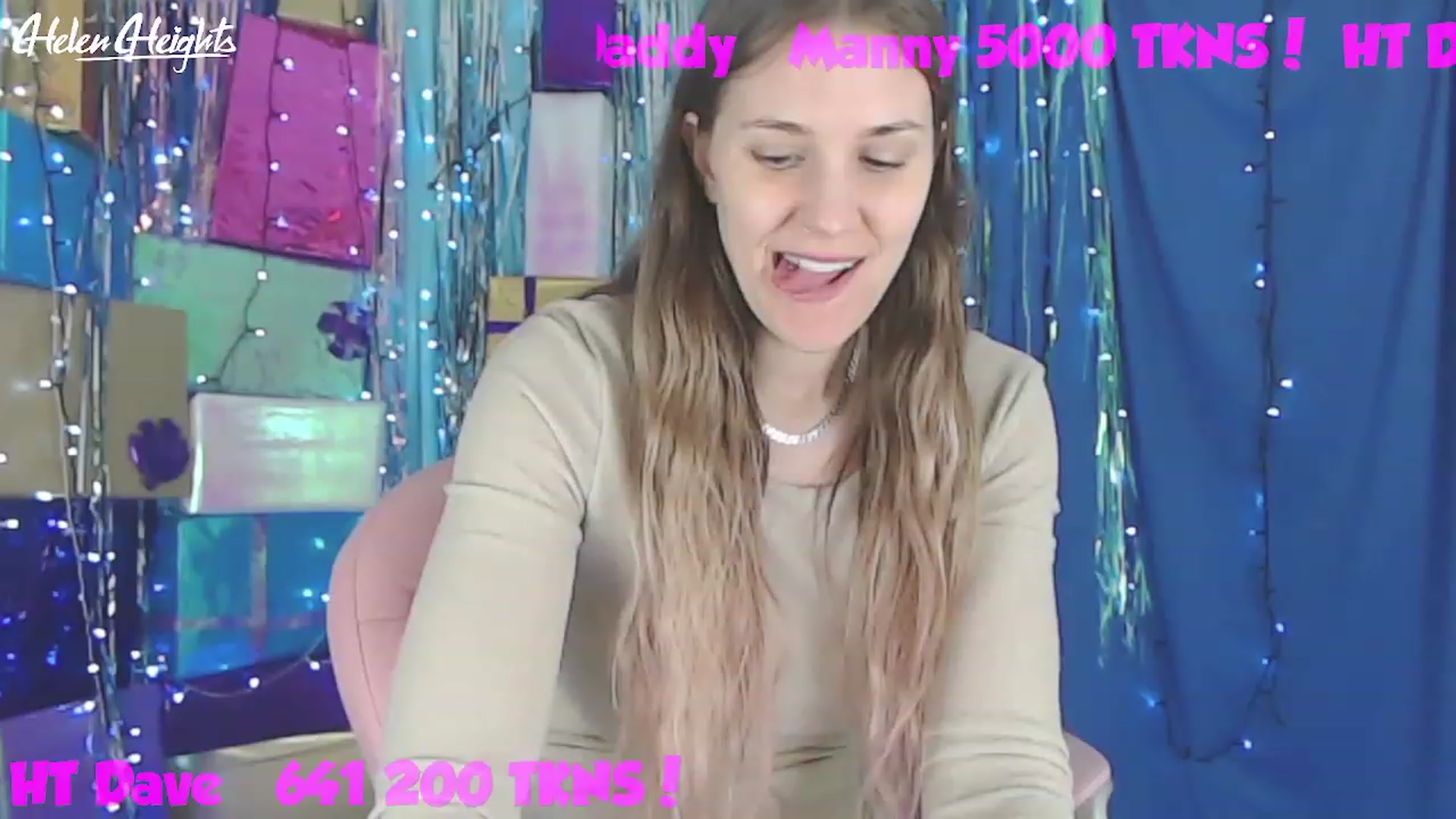 Gallery image thumbnail from Helen_Heights's myfreecams stream on, 01/07/2023, 02:10 image 11 of 20