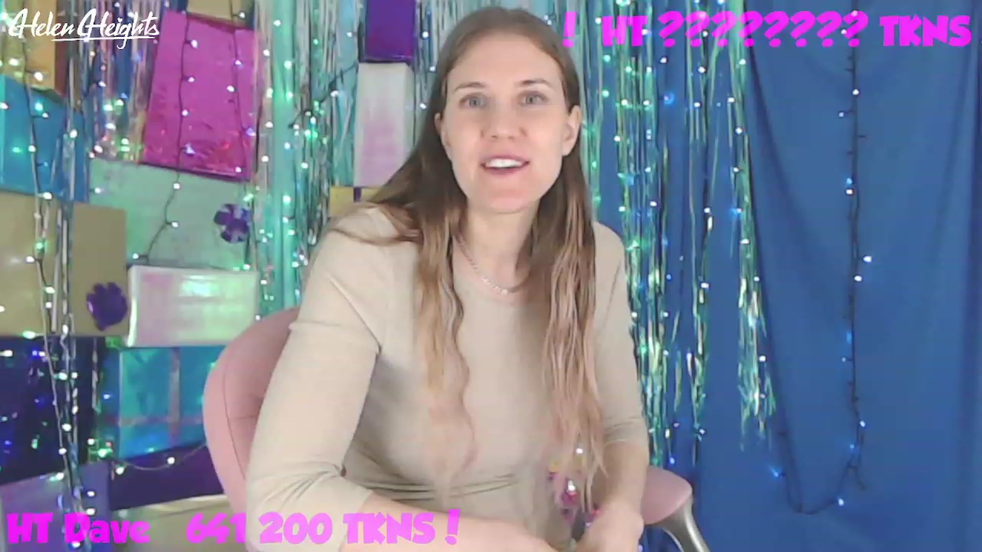Gallery image thumbnail from Helen_Heights's myfreecams stream on, 01/07/2023, 02:10 image 2 of 20
