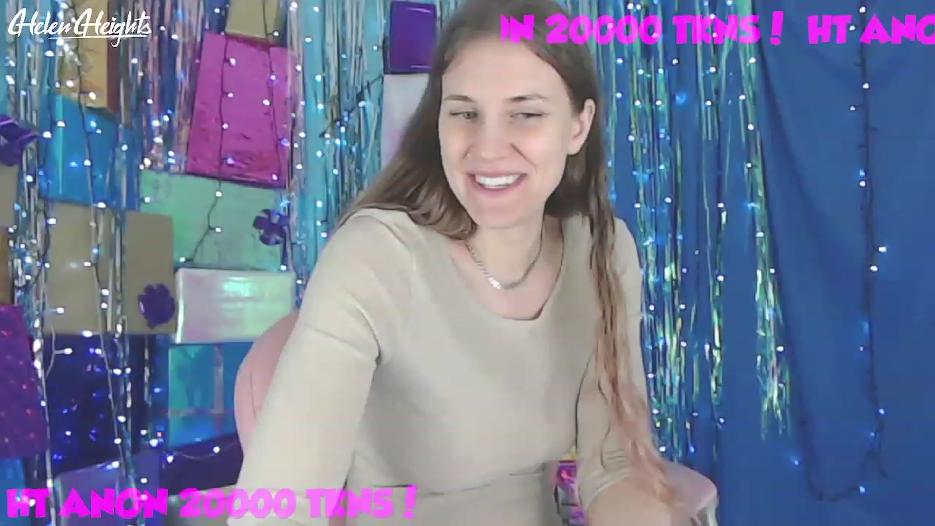 Gallery image thumbnail from Helen_Heights's myfreecams stream on, 01/07/2023, 03:09 image 10 of 20