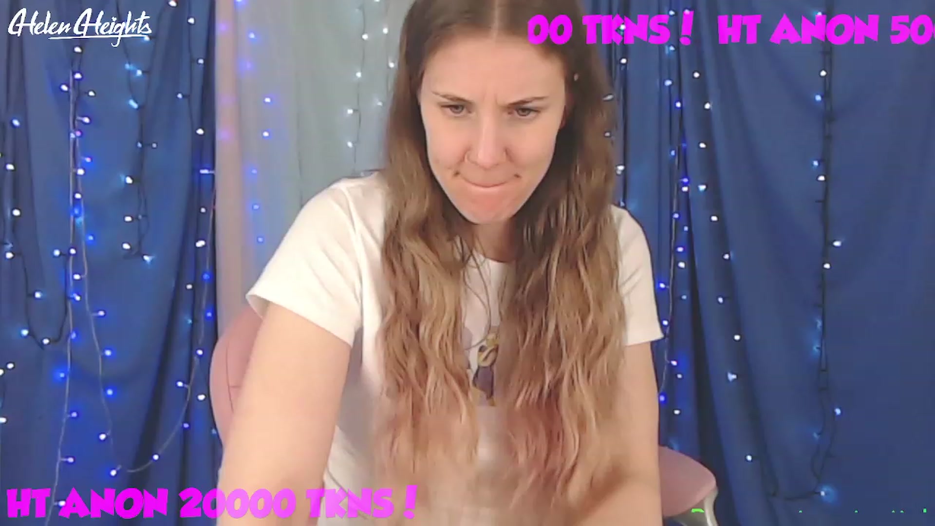 Gallery image thumbnail from Helen_Heights's myfreecams stream on, 01/19/2023, 03:46 image 17 of 20