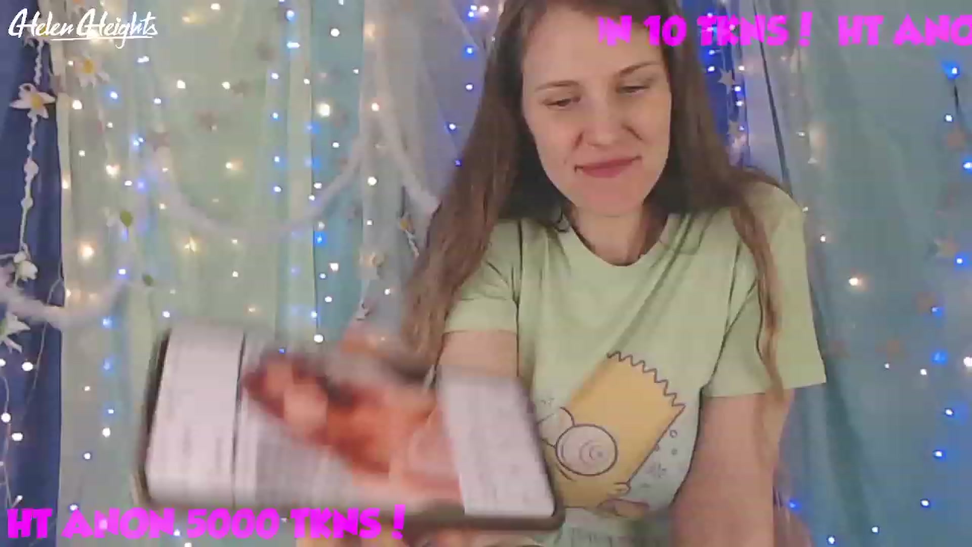 Gallery image thumbnail from Helen_Heights's myfreecams stream on, 03/10/2023, 03:11 image 13 of 20