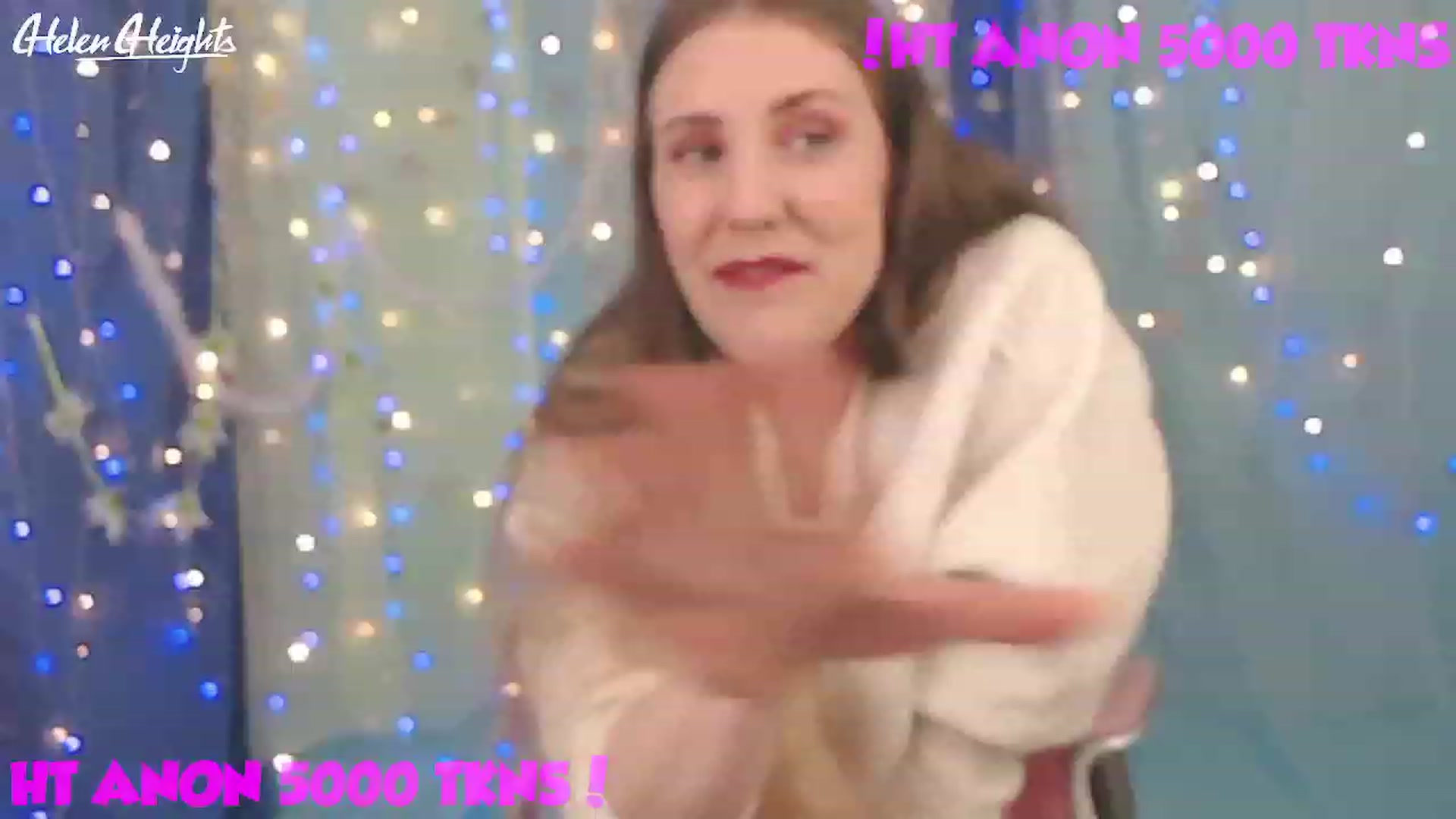 Gallery image thumbnail from Helen_Heights's myfreecams stream on, 03/30/2023, 24:02 image 12 of 20