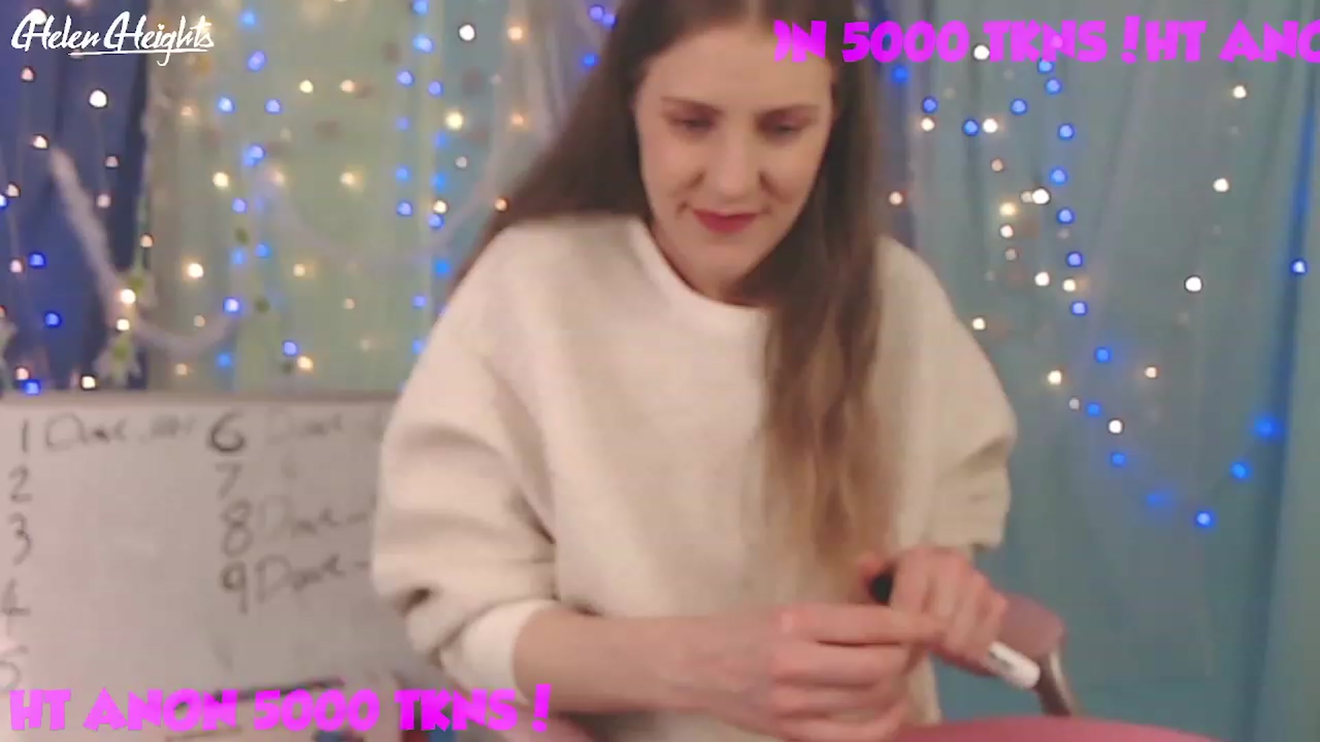 Gallery image thumbnail from Helen_Heights's myfreecams stream on, 03/30/2023, 02:03 image 18 of 20