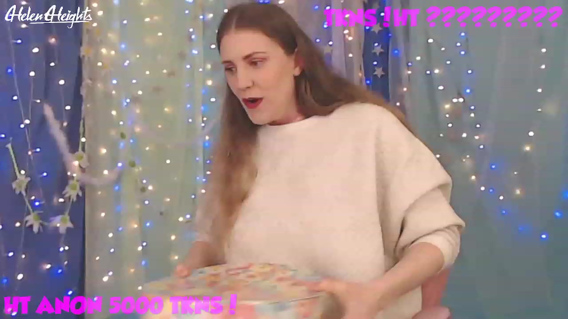 Gallery image thumbnail from Helen_Heights's myfreecams stream on, 03/30/2023, 02:03 image 2 of 20