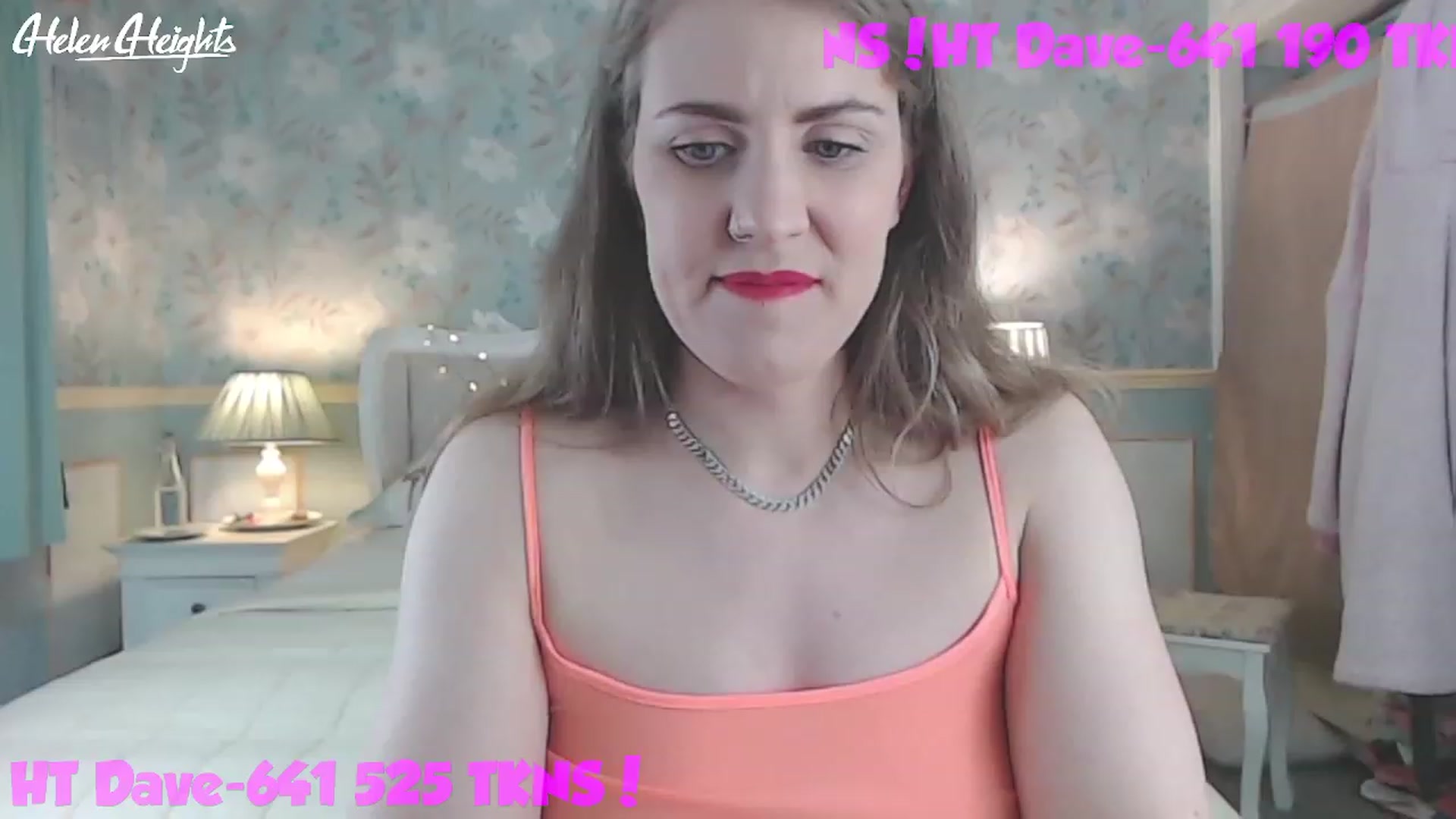 Gallery image thumbnail from Helen_Heights's myfreecams stream on, 04/18/2023, 24:08 image 17 of 20