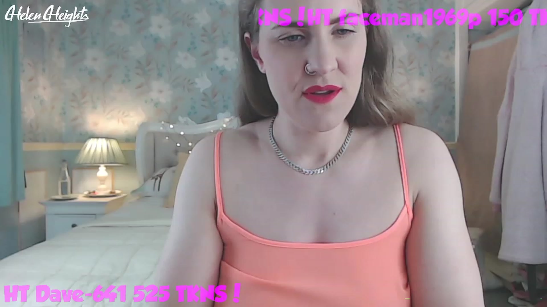 Gallery image thumbnail from Helen_Heights's myfreecams stream on, 04/18/2023, 24:08 image 4 of 20