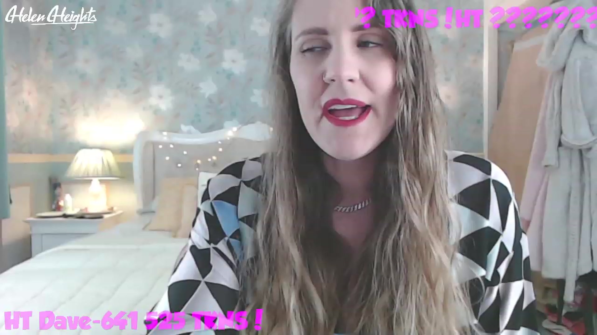 Gallery image thumbnail from Helen_Heights's myfreecams stream on, 04/20/2023, 24:06 image 11 of 20