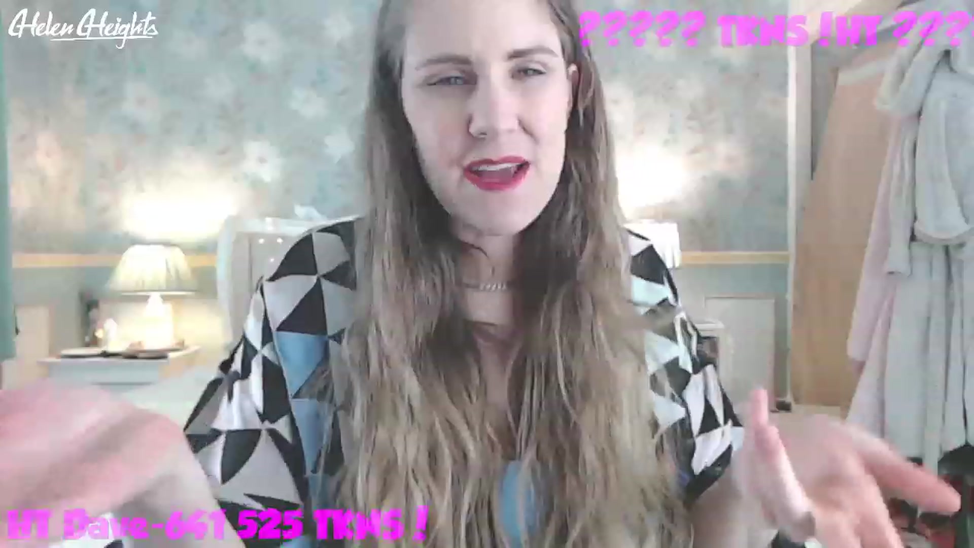 Gallery image thumbnail from Helen_Heights's myfreecams stream on, 04/20/2023, 24:06 image 14 of 20