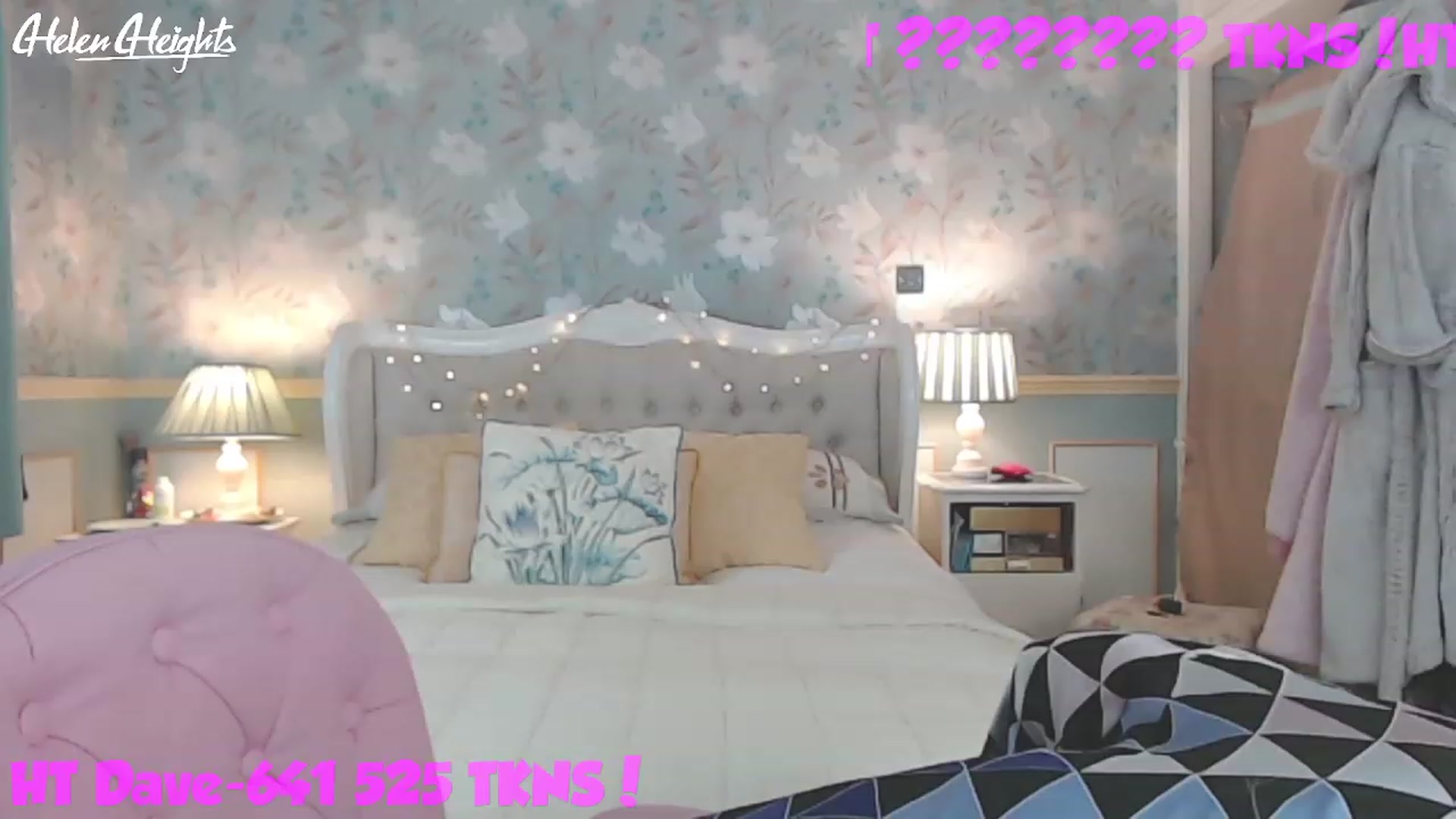 Gallery image thumbnail from Helen_Heights's myfreecams stream on, 04/20/2023, 24:06 image 5 of 20