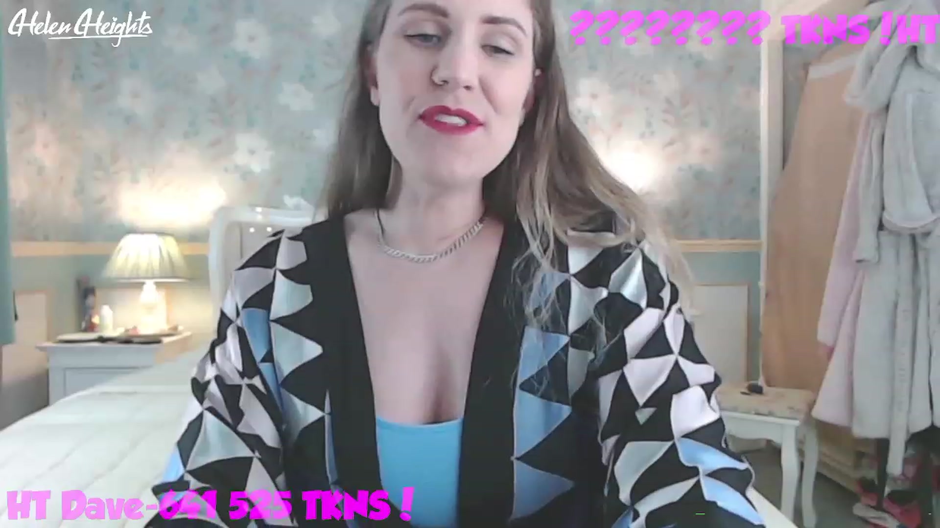 Gallery image thumbnail from Helen_Heights's myfreecams stream on, 04/20/2023, 24:06 image 17 of 20