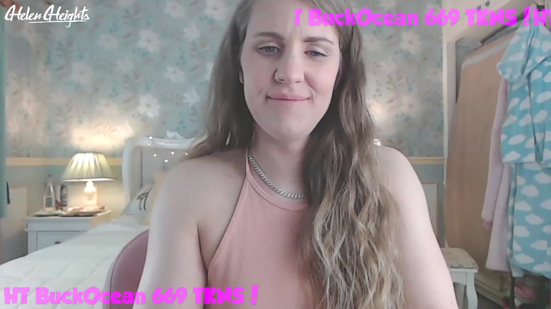Gallery image thumbnail from Helen_Heights's myfreecams stream on, 04/21/2023, 01:57 image 16 of 20