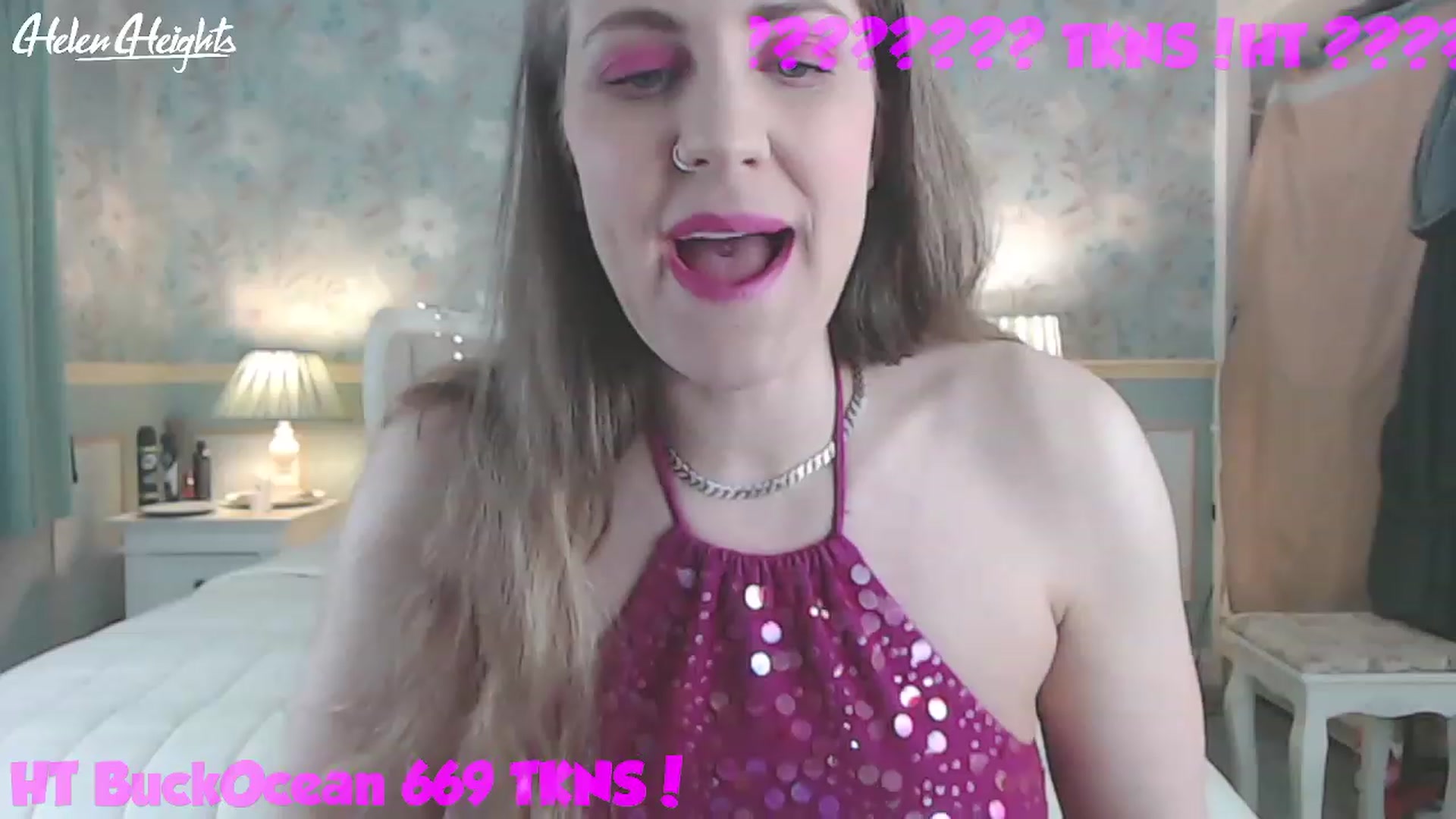 Gallery image thumbnail from Helen_Heights's myfreecams stream on, 04/25/2023, 24:03 image 10 of 20