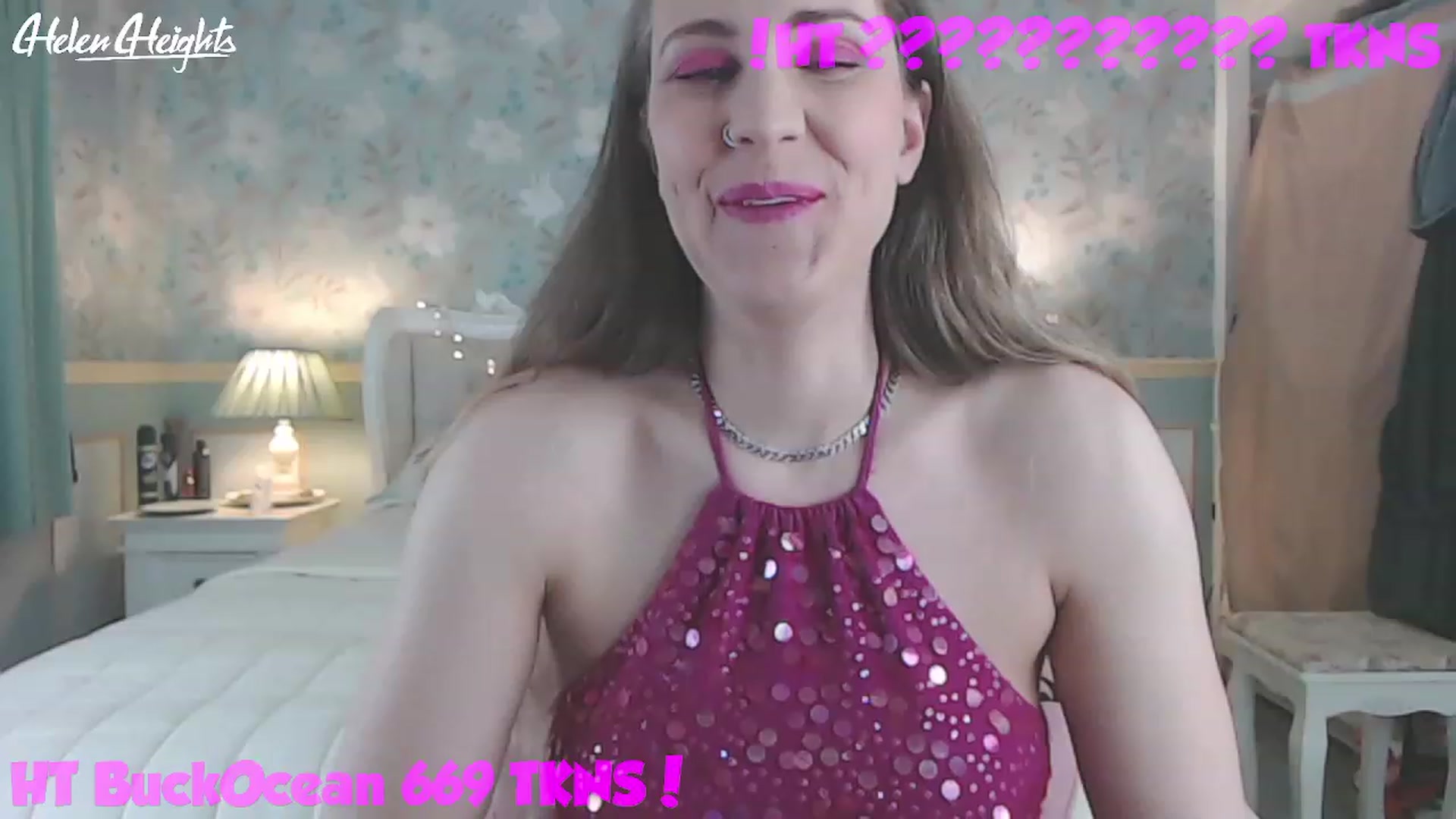 Gallery image thumbnail from Helen_Heights's myfreecams stream on, 04/25/2023, 24:03 image 14 of 20