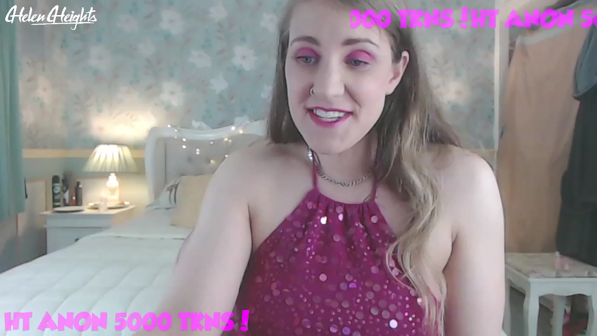 Gallery image thumbnail from Helen_Heights's myfreecams stream on, 04/25/2023, 01:24 image 3 of 20