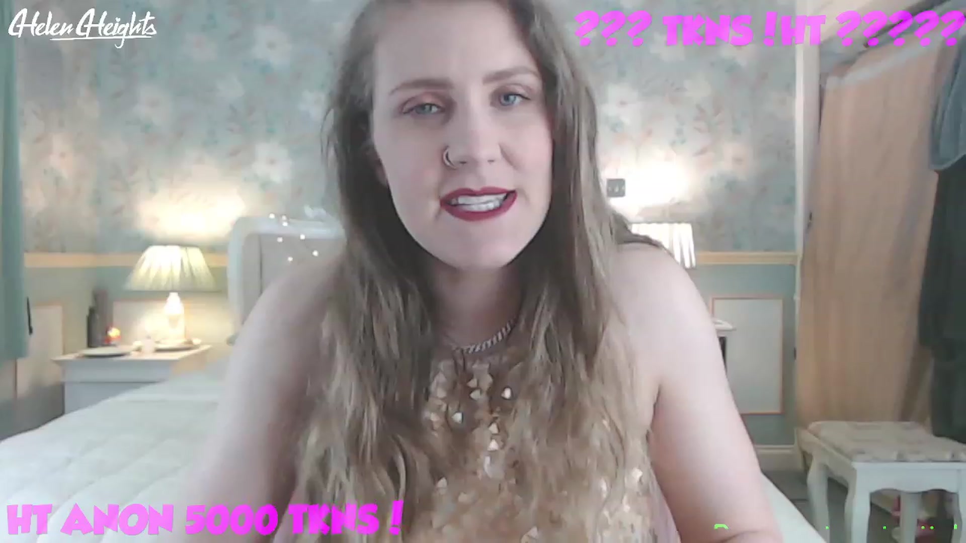 Gallery image thumbnail from Helen_Heights's myfreecams stream on, 04/26/2023, 24:04 image 15 of 20