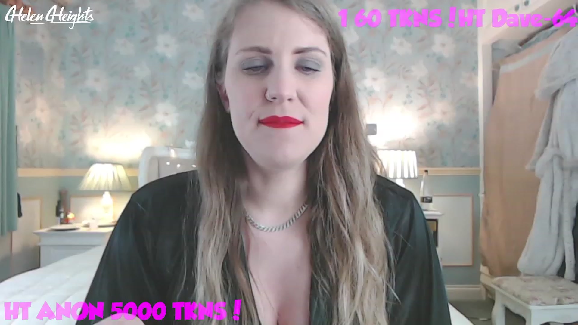 Gallery image thumbnail from Helen_Heights's myfreecams stream on, 04/28/2023, 02:34 image 4 of 20