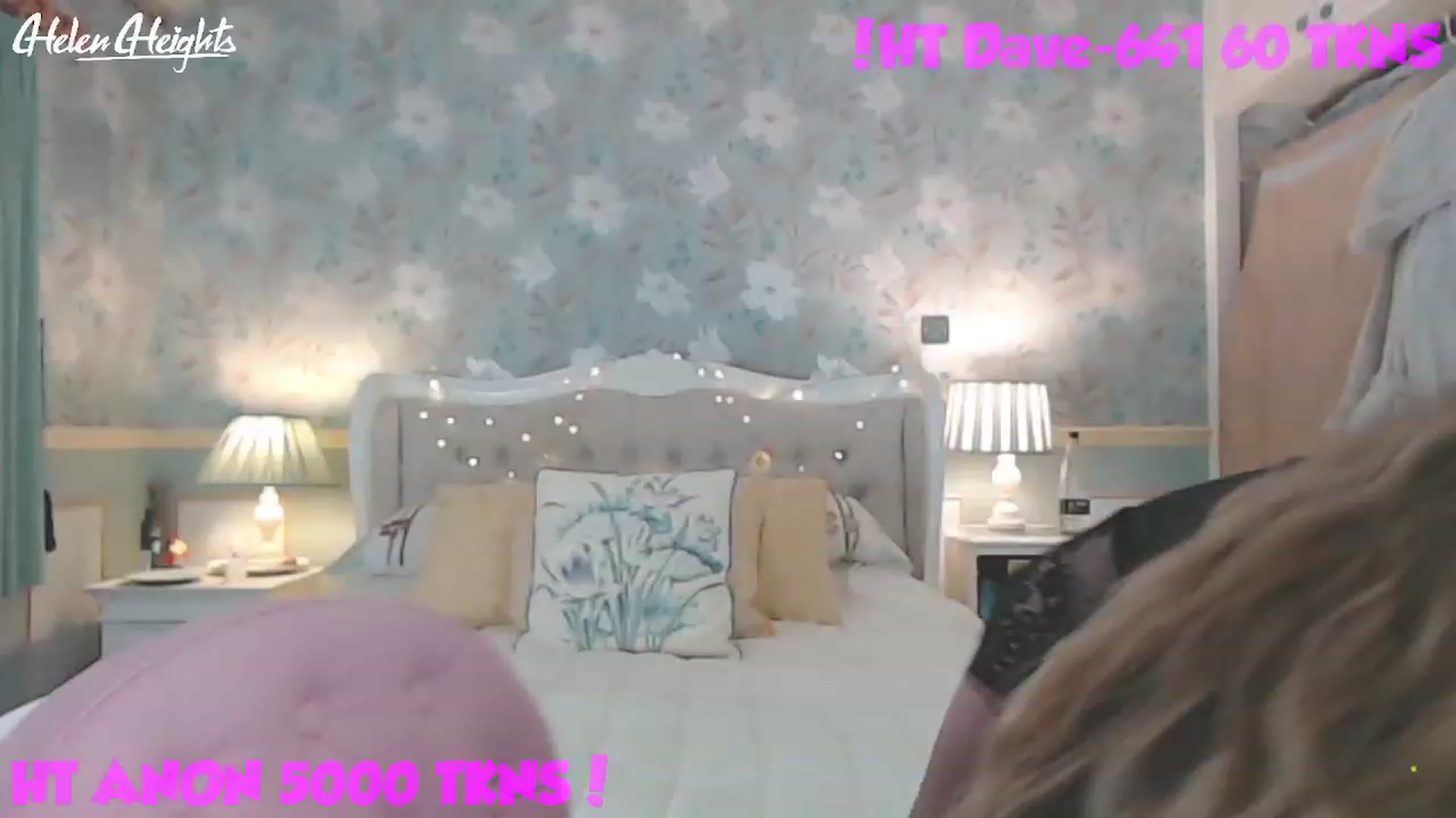 Gallery image thumbnail from Helen_Heights's myfreecams stream on, 04/28/2023, 02:34 image 1 of 20