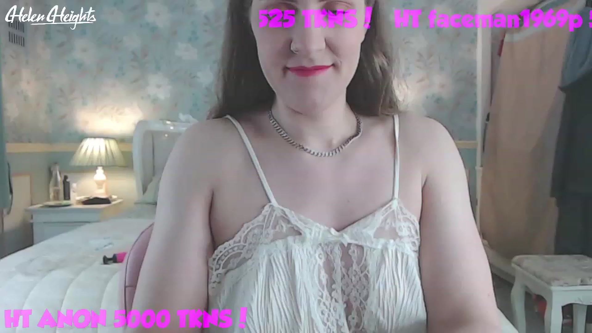 Gallery image thumbnail from Helen_Heights's myfreecams stream on, 05/10/2023, 02:01 image 14 of 20