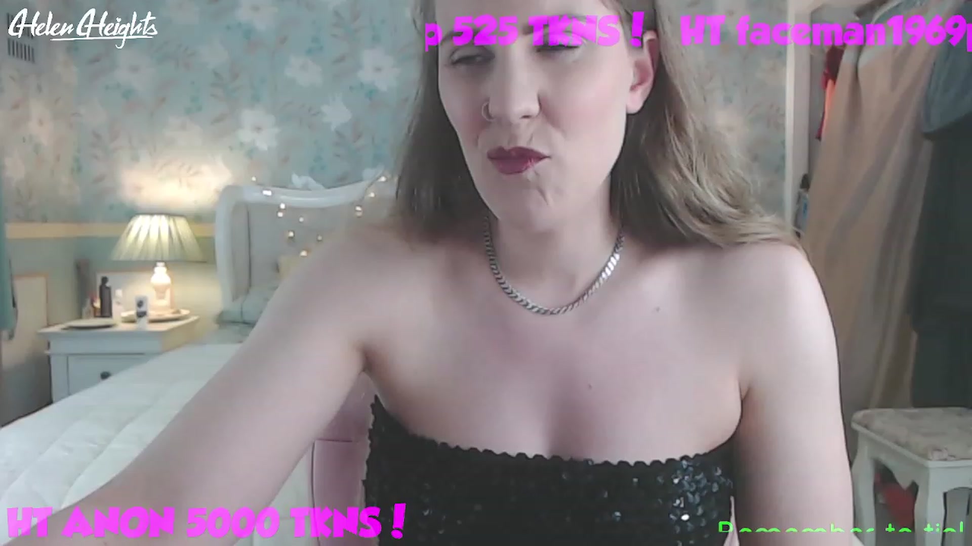 Gallery image thumbnail from Helen_Heights's myfreecams stream on, 05/11/2023, 01:53 image 19 of 20