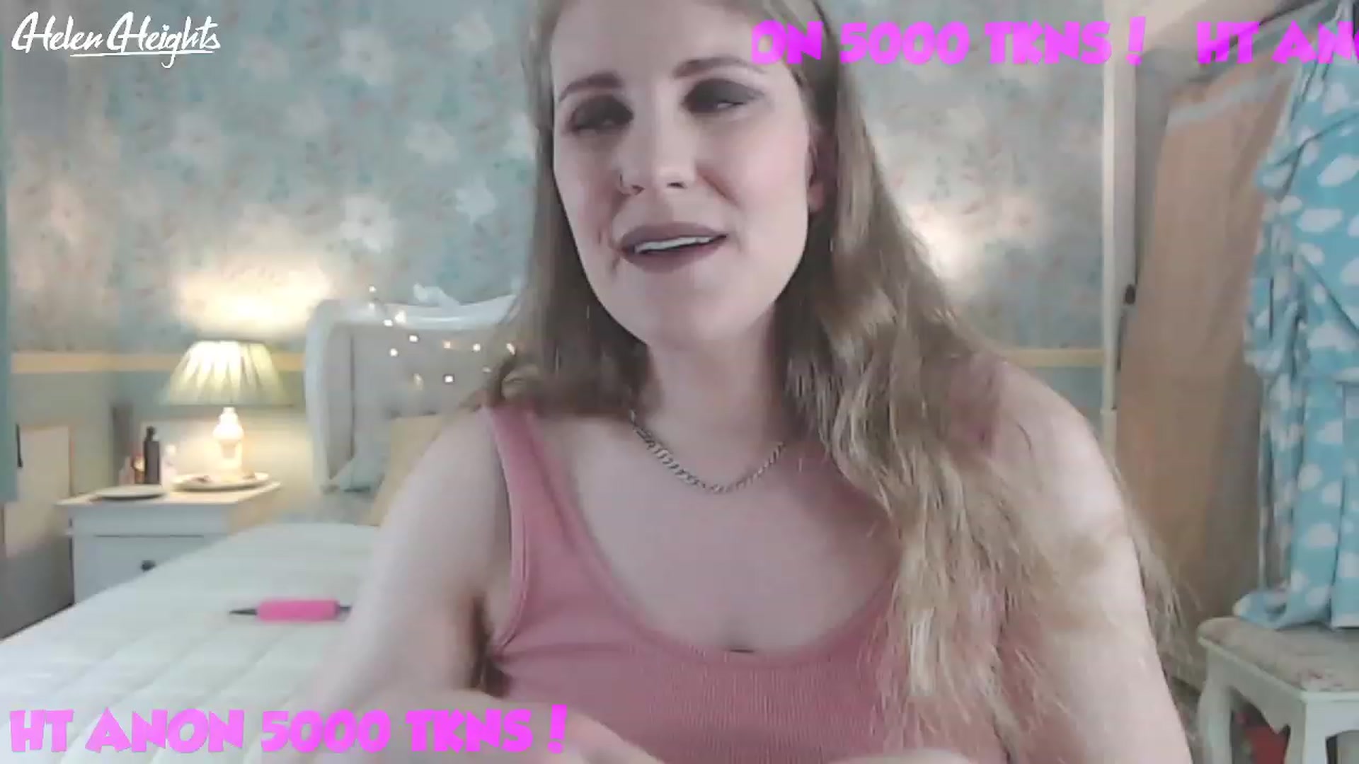 Gallery image thumbnail from Helen_Heights's myfreecams stream on, 05/12/2023, 02:10 image 18 of 20