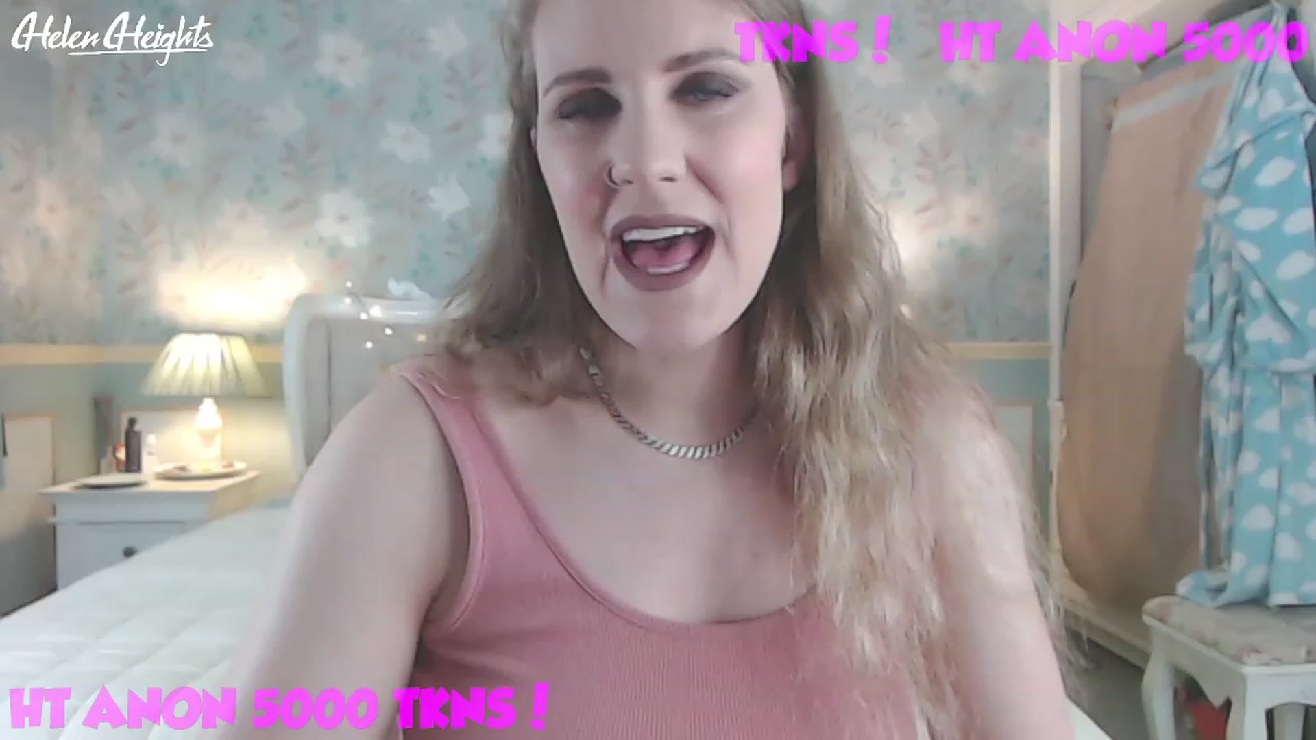 Gallery image thumbnail from Helen_Heights's myfreecams stream on, 05/12/2023, 02:50 image 6 of 20