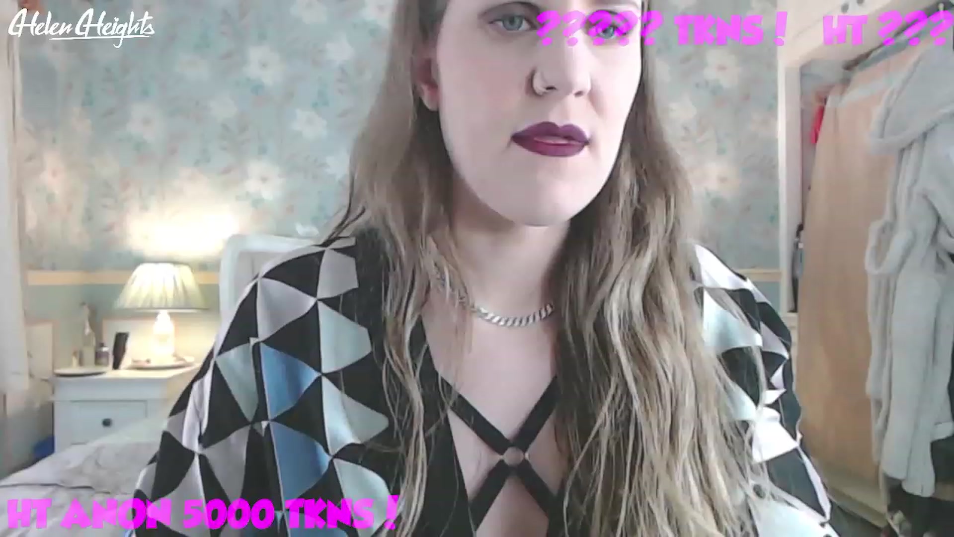 Gallery image thumbnail from Helen_Heights's myfreecams stream on, 06/01/2023, 24:01 image 1 of 20