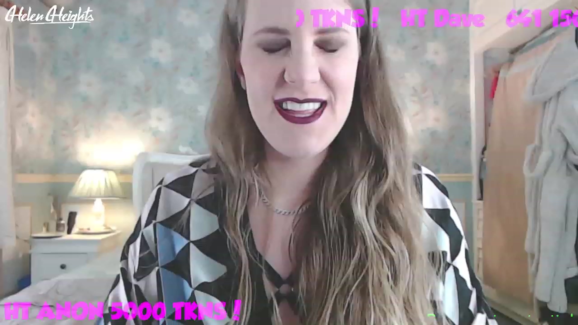 Gallery image thumbnail from Helen_Heights's myfreecams stream on, 06/01/2023, 24:01 image 4 of 20