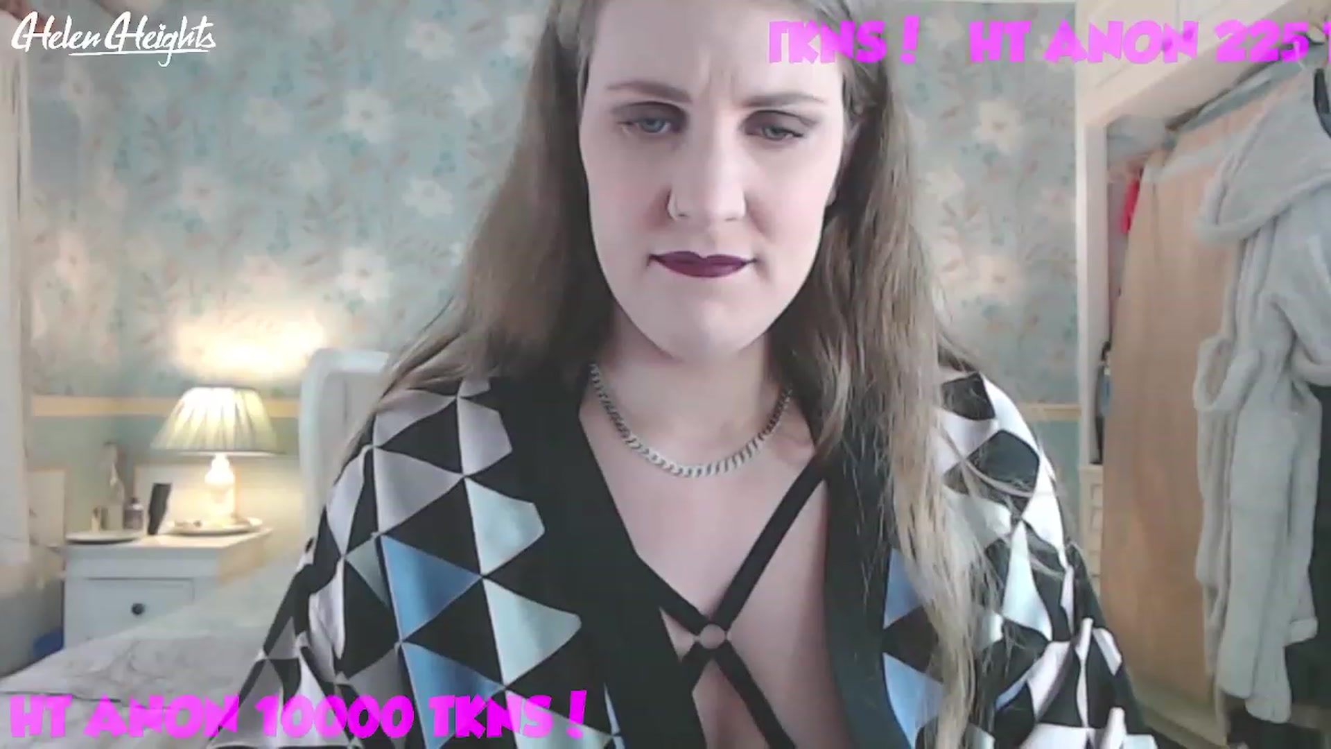 Gallery image thumbnail from Helen_Heights's myfreecams stream on, 06/01/2023, 24:01 image 19 of 20