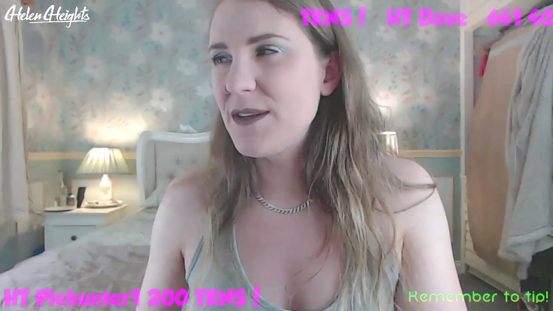 Gallery image thumbnail from Helen_Heights's myfreecams stream on, 06/03/2023, 01:44 image 14 of 20