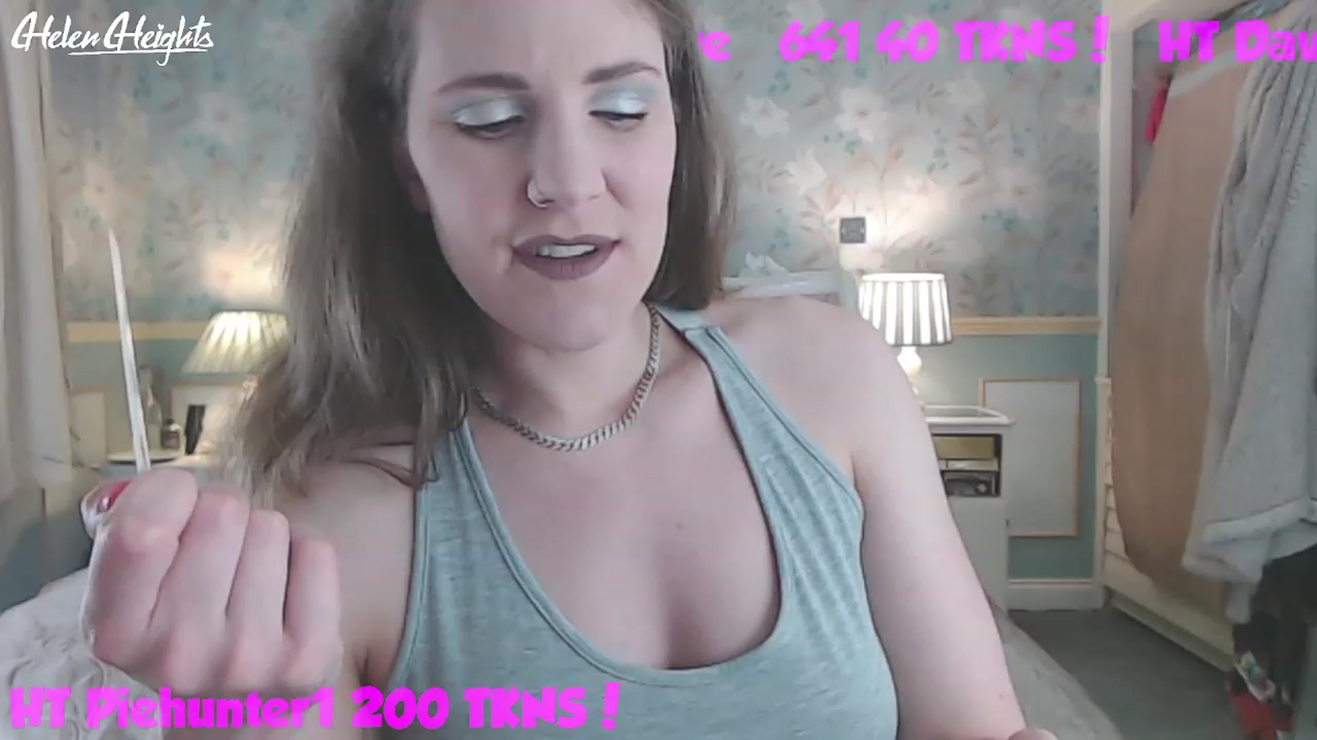Gallery image thumbnail from Helen_Heights's myfreecams stream on, 06/03/2023, 01:44 image 8 of 20