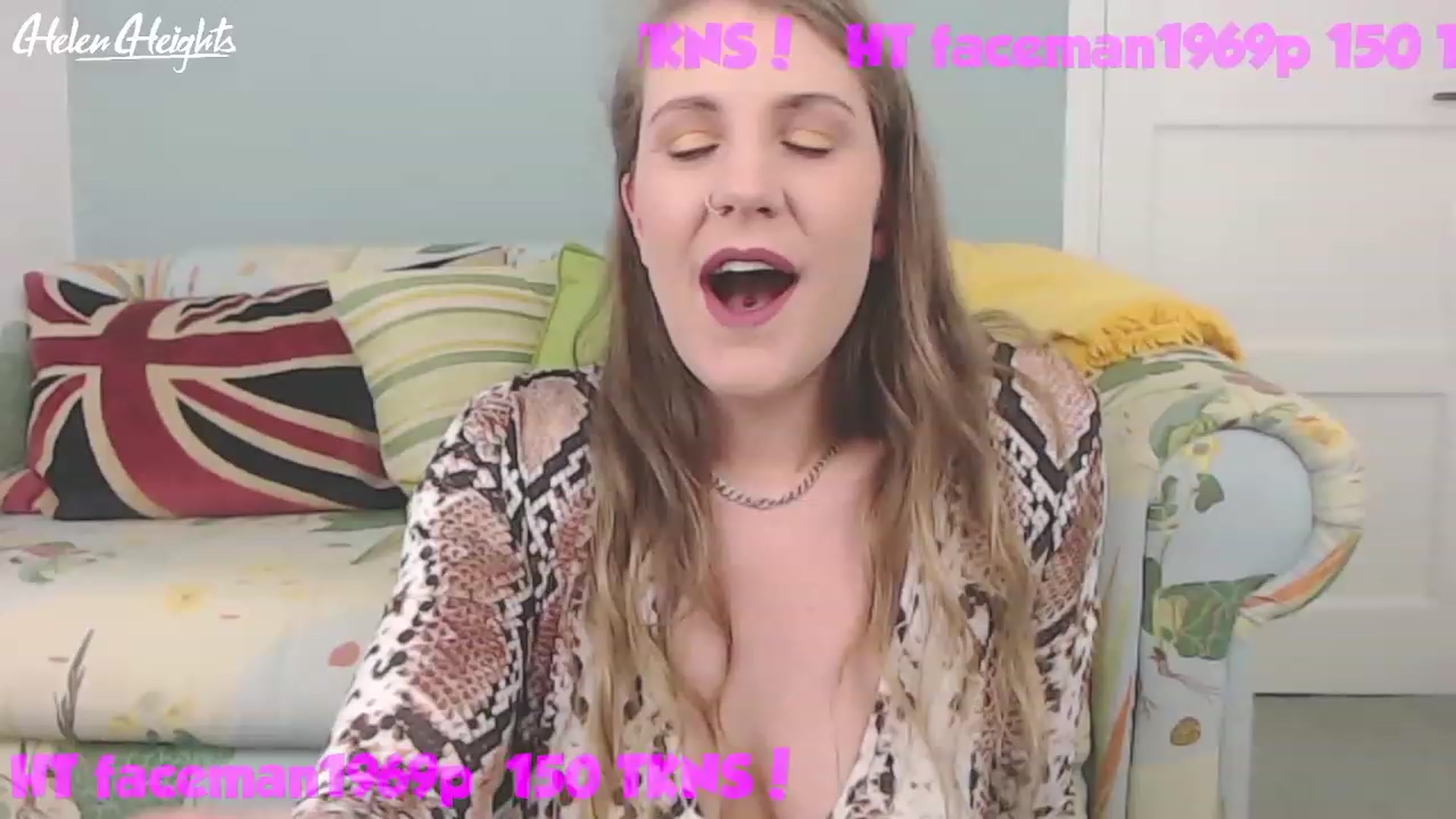 Gallery image thumbnail from Helen_Heights's myfreecams stream on, 07/04/2023, 01:02 image 11 of 20